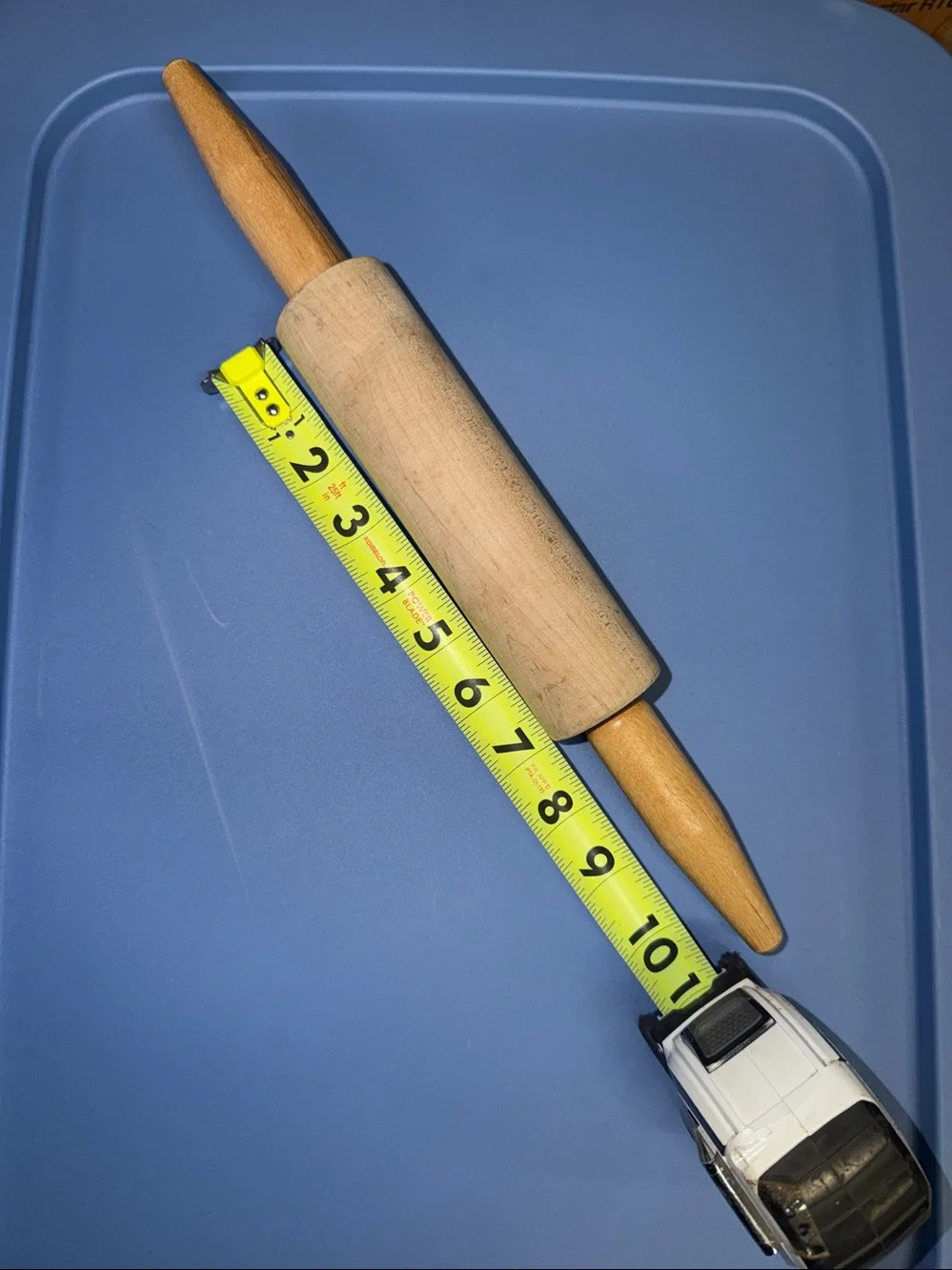 Wooden Rolling Pin in Natural Finish - Home Accents